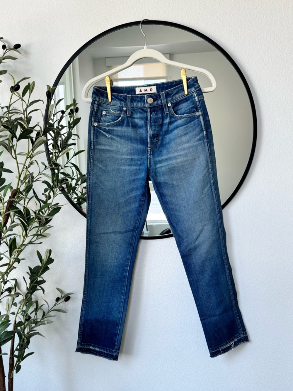 AMO Women's Babe Trippin Fraye Ankle Cropped Jeans in Indigo Blue Wash, 26